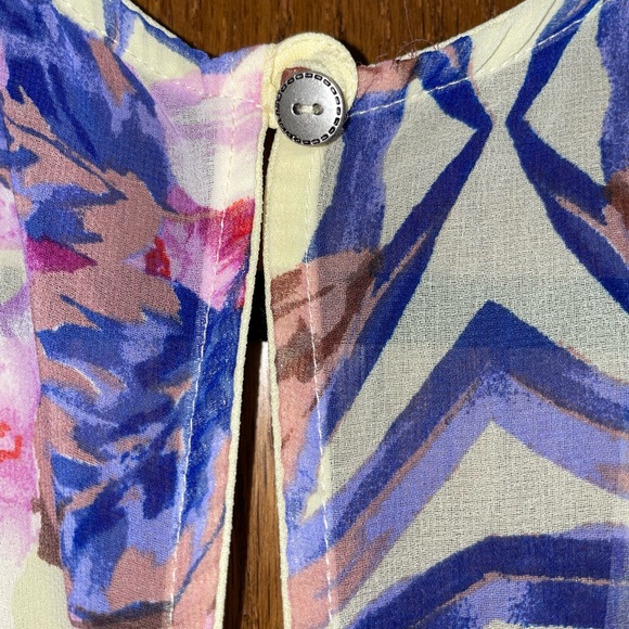 Romper - Picture 5 of 8